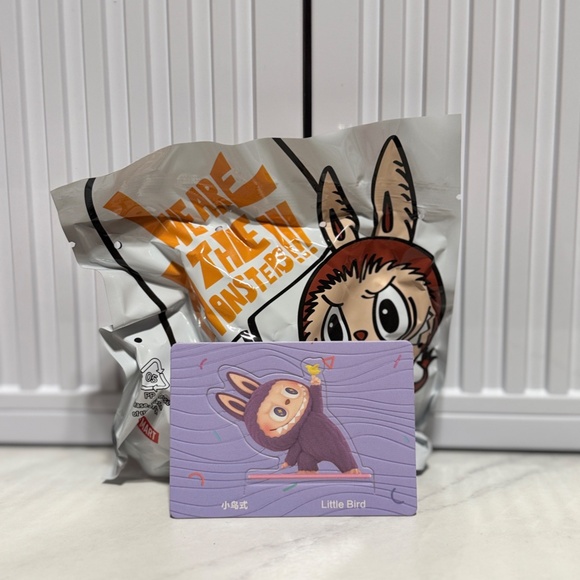 *LITTLE BIRD* The MONSTERS x Lazy Yoga - Picture 2 of 5